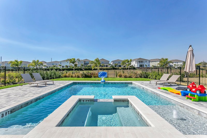 8 Bed Villa sleeps 17. Private Pool with Spa / Hot Tub. Games Room.